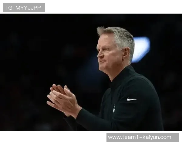 科尔确认继续小阵容首发追梦将担任中锋位置不变